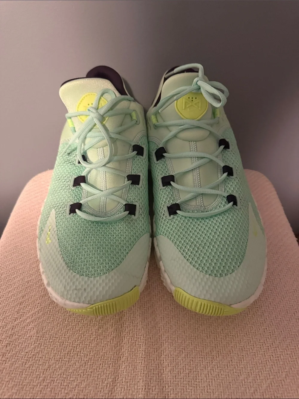 Nike Men’s Mint Foam Ghost Green White Like New Sz 15 CT 3886-300